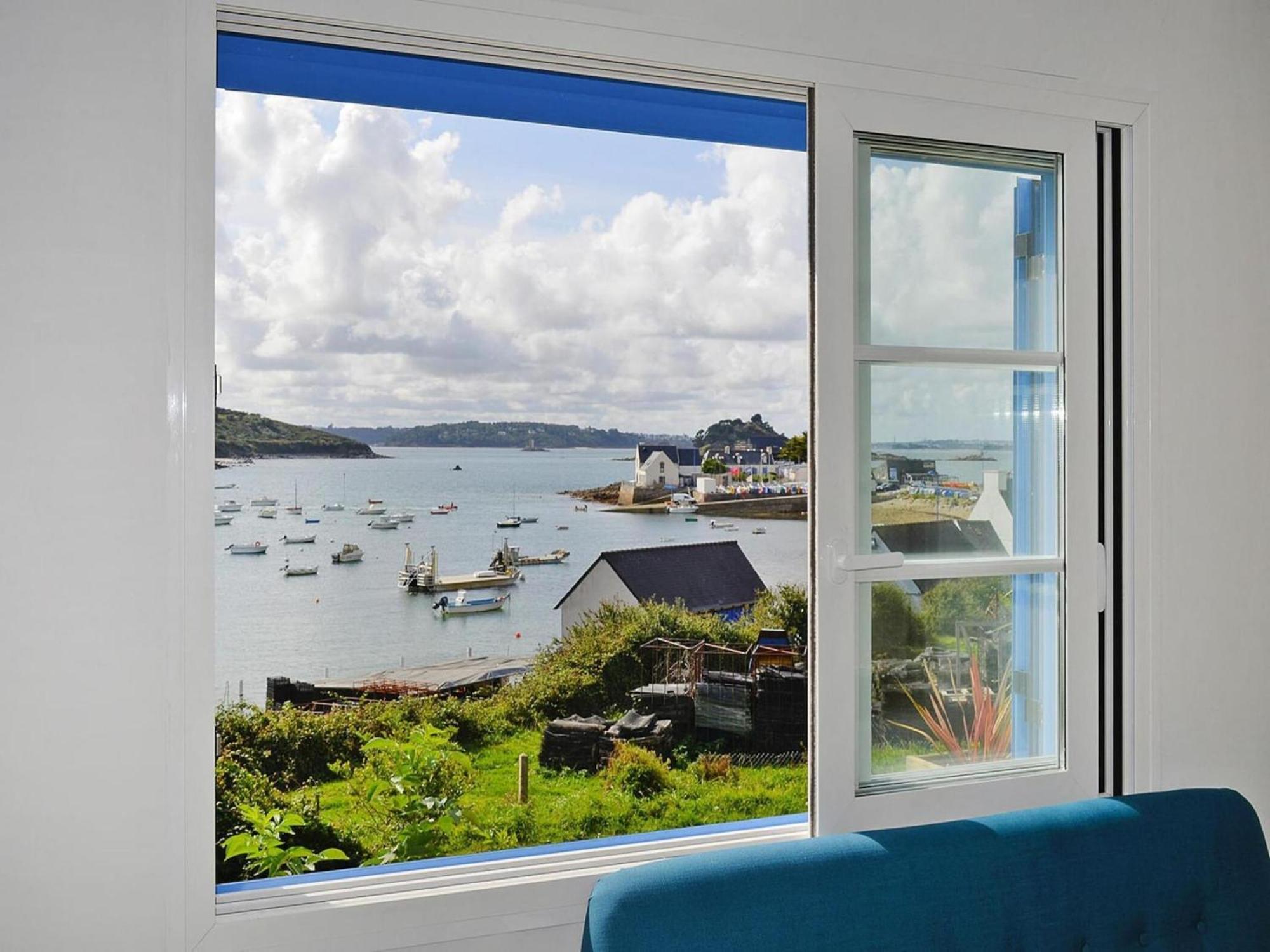 Pretty Breton Holiday Home In A Top Location Plougasnou Buitenkant foto